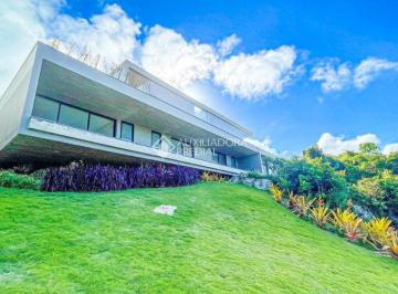Casa · 575m² · 4 Quartos · A SUA CASA COM VISTA ETERNA PARA O MAR.