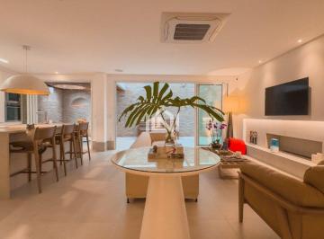 Casa a venda no condominio Reserva Granja Vianna - Sala de televisao integrada com cozinha planejada · Casa à venda - no Jardim Passárgada I