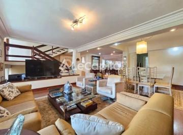 Casa · 550m² · 3 Quartos · 4 Vagas · Casa em Moema com 3 Suítes, com maravilhoso Espaço Gourmet, 4 Vagas, próximo ao Parque Ibirapuera!