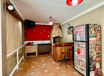 Casa · 220m² · 3 Quartos · 3 Vagas · Casa Térrea à venda em Campinas, Cidade Jardim - 220m² - Piscina e Churrasqueira