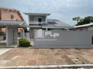 Casa · 277m² · 3 Vagas · UMA CASA CLÁSSICA, CHEIA DE DETALHES, NA VILA RICA