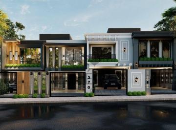 aecad858fc8141704ccc39122630f4a0462eaa10 · IMPONENTE SOBRADO COM 3SUITES, 4 VAGAS DE GARAGEM E ESPAÇO EXTERNO COM PISCINA, NO BAIRRO PONTA AGUD