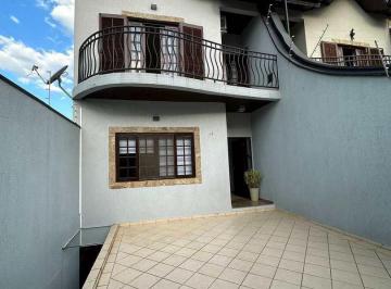 Casa · 143m² · 3 Quartos · 2 Vagas · Sobrado com 3 quartos, Vila Nova Socorro, Mogi das Cruzes - R$ 790 mil, Cod: 4343