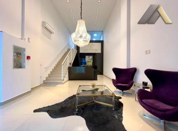 Comercial · 147m² · 1 Vaga · Loja Centro de Balneário Camboriú