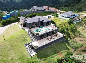 07152fc067aaf94a168bf8178f92939d4713e9ec · Casa à venda, 448 m² por R$ 6.900.000,00 - Vila Medica - Campos do Jordão/SP