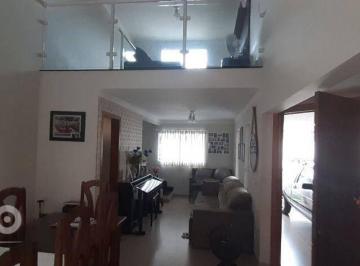 9ab8a6fff739e017e6c9ac8c8e7aebac4d2d42ac · Excelente residência com muito quintal