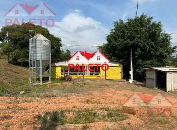 Rural · 3800m² · 2 Quartos · Sítio 2 alqueires com granja para 40 mil frangos, excelente acesso, Porangaba SP