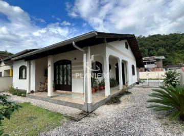 Casa · 106m² · 3 Quartos · 3 Vagas · Casa à venda, 3 quartos, 3 vagas, Centro - Guabiruba/SC