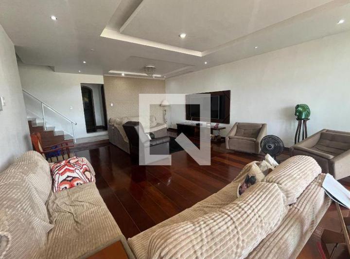 Foto do imóvel - Casa para comprar com 8 quartos, todos suítes
