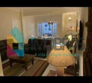 Apartamento · 165m² · 3 Quartos · EXCELENTE OPORTUNIDADE!!!Apartamento bem localizado em Copacabana com 145m2, com