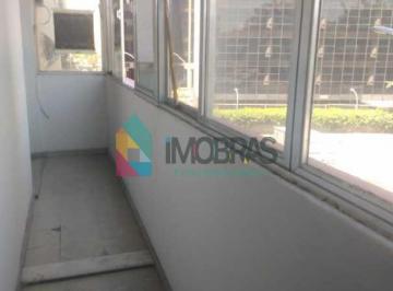 Apartamento · 38m² · Ótima localização!! Perto do metrô!!