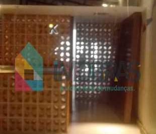 Comercial · 454m² · Conjunto de Lojas - / Comercial / Centro