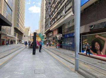 Comercial · 20m² · CENTRO!!! LOJA DE GALERIA NA ESQUINA COM AV. RIO BRANCO.