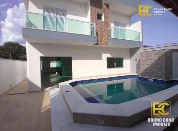 82e0b87f2928c0608e1365f018f6c83d0e75bfd6 · Casa com 4 suítes e lazer completo