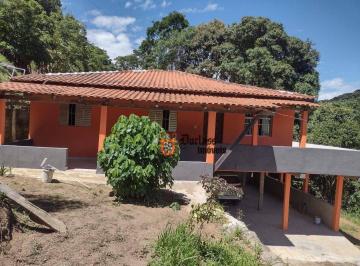 66150b4304a20fa5b08a54b67a32402720153822 · Chácara com 3 dormitórios à venda, 27000 m² por R$ 450.000,00 - Paiol Queimado - Camanducaia/MG