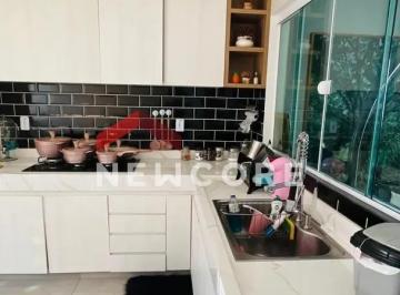 Casa · 180m² · 3 Quartos · 3 Vagas · Casa em  Avenida Levino de Souza - Umuarama - Uberlândia/MG