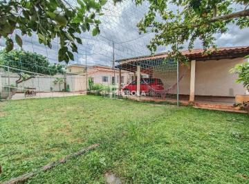 Casa de 4 quartos, Guará · Terrea salao de festas anexo campo escritorios area nobre de alto padrao