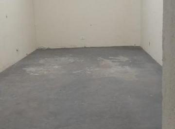 202502101521346732.jpeg · Salão Comercial para Locação em Santo André, Vila Valparaíso, 1 banheiro