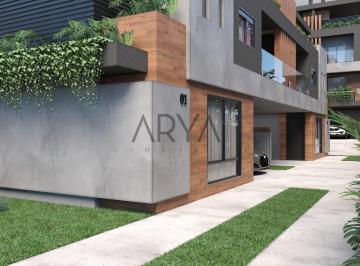 Casa · 198m² · 3 Quartos · 2 Vagas · Sobrado à venda em condomínio no Cabral ARYA1