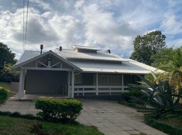 Casa · 218m² · 3 Quartos · 4 Vagas · Condomínio Parque Alvorada