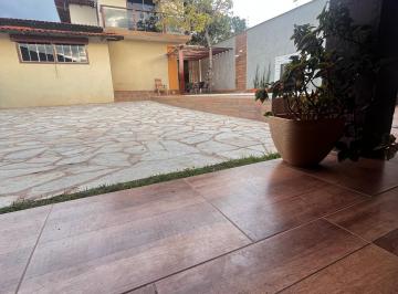 imagem-1 · Sobrado com 257 m² na Rua Guimarães Rosa em Luziânia, próximo ao Corpo de Bombeiros Sobrado com 3 Qu