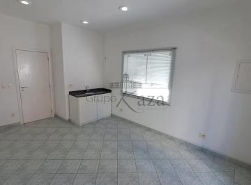 Comercial · 200m² · 4 Quartos · 2 Vagas · Casa Comercial - Vila Nova Conceição - 200m².