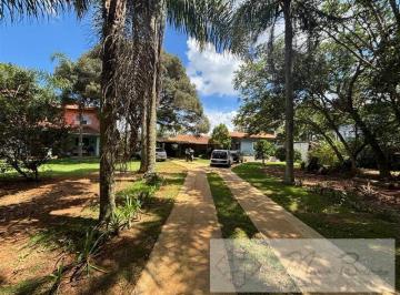 Rural · 300m² · 5 Quartos · 10 Vagas · Chácara em local tranquilo a 40 minutos de SP