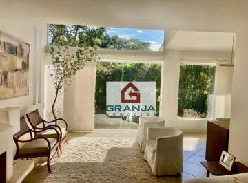154f96d9a4e89c188f1377ed3aba981393f7d094 · Se você busca exclusividade, segurança e conforto em meio à natureza, esta belíssima casa térrea .
