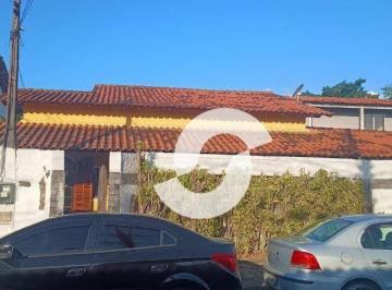 174683d71d854c5d97b10fd1efdf8e1cec2c2045 · Casa com 5 dormitórios à venda, 250 m² por R$ 750.000,00 - Itaipu - Niterói/RJ