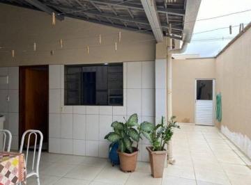 Casa · 225m² · 5 Quartos · 3 Vagas · Casa com 5 quartos à venda no Bairro Luizote de Freitas - Uberlândia/MG