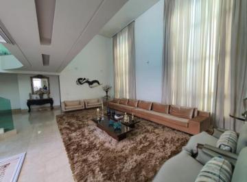 Casa · 950m² · 4 Quartos · 5 Vagas · Casa com 4 quartos à venda no Bairro Morada da Colina - Uberlândia/MG