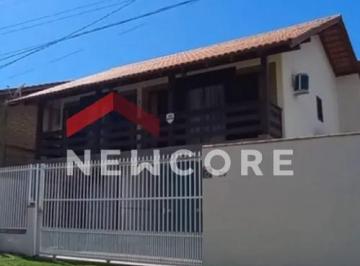 Casa · 173m² · 2 Quartos · 2 Vagas · Casa em  Rua Rio Negrinho - Centro - Balneário Piçarras/SC