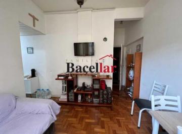 Apartamento · 32m² · 1 Quarto · Apartamento : Padrão / Residencial / Copacabana