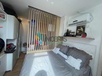 Apartamento · 20m² · 1 Quarto · Copanema!!! conjugado dividido, repleto de armários.Próximo ao metrô e  praias.