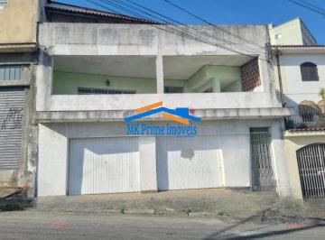Casa · 271m² · 3 Quartos · 2 Vagas · Casa com 3 quartos sendo 1 suíte e 2 vagas de garagem.