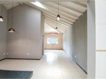Casa · 164m² · 3 Quartos · 2 Vagas · Casa térrea com 3 dormitórios em Cabreúva