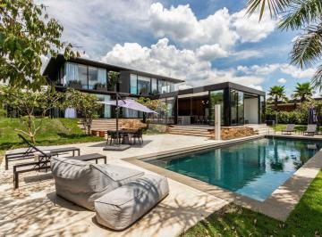 Casa · 624m² · 5 Quartos · 6 Vagas · Condomínio Fazenda Boa Vista à venda com vista para o lago  Sport House