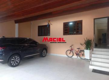 Casa · 231m² · 4 Quartos · 4 Vagas · maravilhosa,com luxo e requinte em rua tranquila