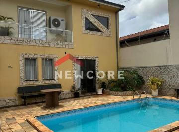 Casa · 112m² · 3 Quartos · 4 Vagas · Casa em  Rua Doutor Armando Pieroni - Jardim Aeroporto - Bauru/SP