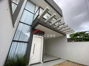 Casa · 112m² · 3 Quartos · 2 Vagas · Sobrado em  rua Jovino Manoel Francisco - Armação - Penha/SC