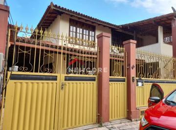 Casa · 220m² · 4 Quartos · 2 Vagas · Casa em  Rua dos Eucaliptos - Nova Aroeiras - Macaé/RJ