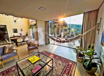 Casa · 320m² · 3 Quartos · 5 Vagas · CASA COM 3 QUARTOS E 5 VAGAS DE GARAGEM À VENDA NA SERRA DA CANTAREIRA