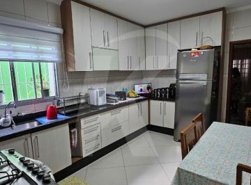 Casa · 130m² · 4 Quartos · 2 Vagas · Belíssimo sobrado espaçoso, com área gourmet a venda na Vila Ede