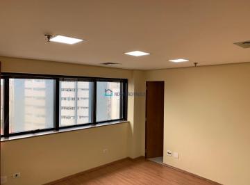 Comercial · 60m² · 1 Vaga · Conjunto comercial de 60m², está localizado na região da Aclimação