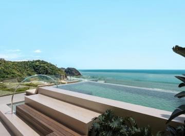 Piscina privativa da cobertura frente mar, com a praia e o morro ao fundo (imagem ilustrativa) · Cobertura de 562 m², 5 suítes, Torre Sunrise do Scenarium, Praia Brava