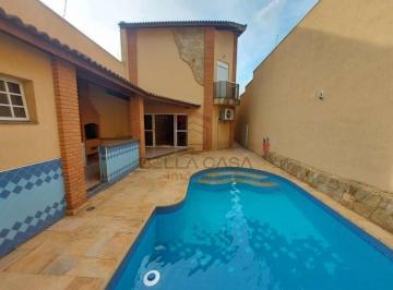 Casa · 450m² · 3 Quartos · 5 Vagas · Sobrado á Venda Próximo Metrô Vila Prudente, a menos de 500 metros