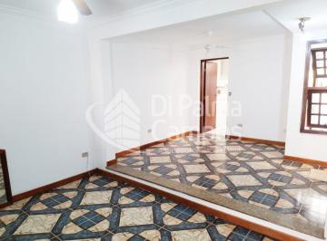 Casa · 138m² · 2 Quartos · 2 Vagas · Casa à venda no Ipiranga com 2 suíte, quintal e 2 vagas - próxima ao Museu e com comércio ao redor.