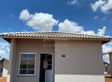 Casa · 47m² · 2 Quartos · 2 Vagas · Casa Residencial com 2 Dormitórios em Bairro Tranquilo e Completo