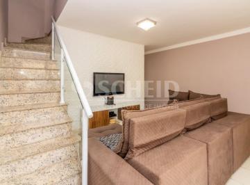 Casa · 166m² · 3 Quartos · 2 Vagas · Casa á Venda na Saúde com 166m², 3 quartos sendo 1 suíte, 2 vagas.