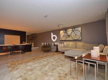 Apartamento · 202m² · 4 Quartos · 2 Vagas · Apartamento à venda no Água Verde, 4 quartos (2 su